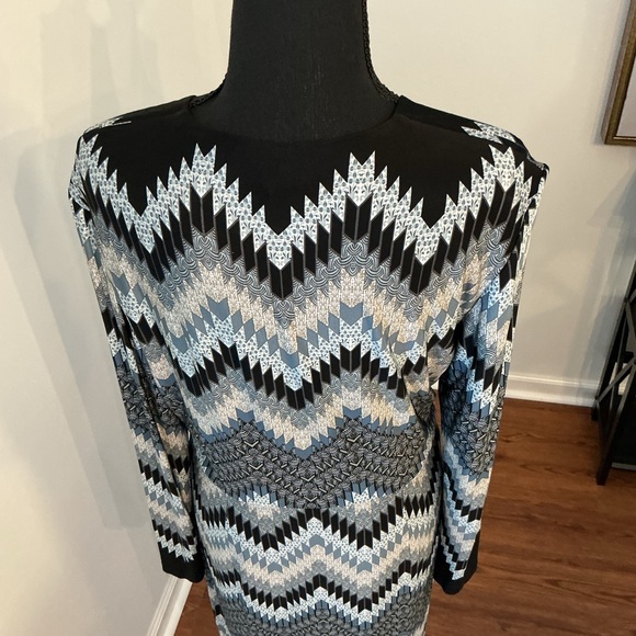 Cache Black and Cream Zigzag Long Sleeve Dress - Picture 6 of 11
